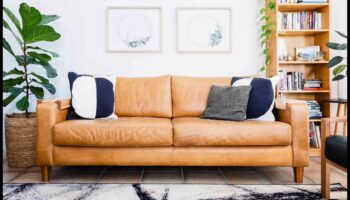 Fuziunea lemnului și a pielii: creați combinații elegante